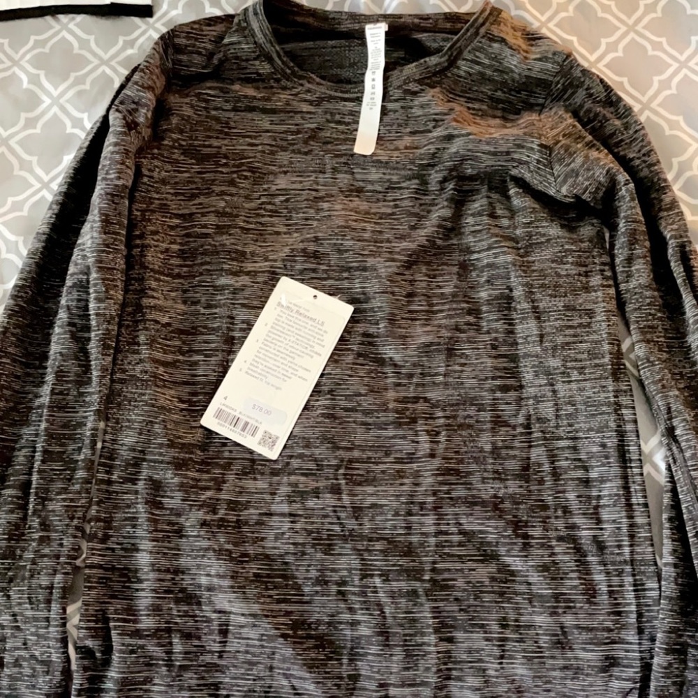 Brand New Lululemon Swiftly Relaxed LS